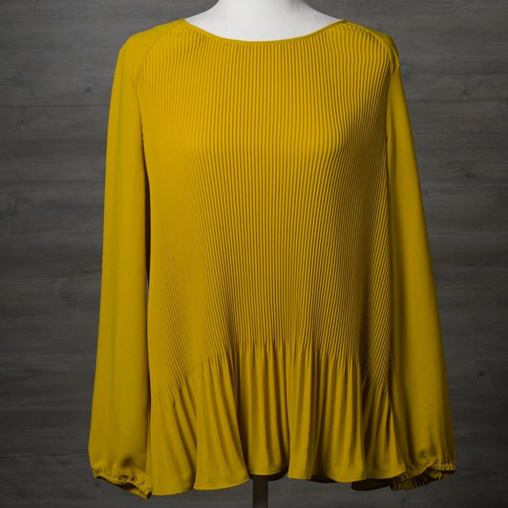 Luisa Cerano Mustard Pleated Blouse Women's 12 NWT